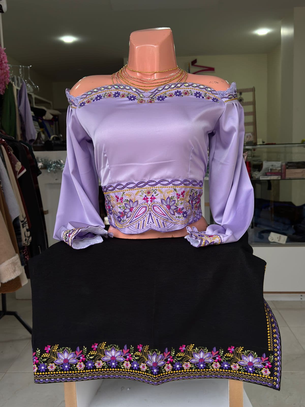 Video promocional de TikTok para Maks Bordados.